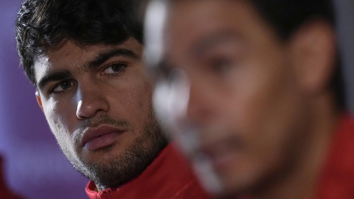 Carlos Alcaraz y Rafael Nadal.