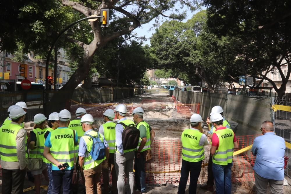 Visita a las obras de peatonalización de la Alameda Principal.