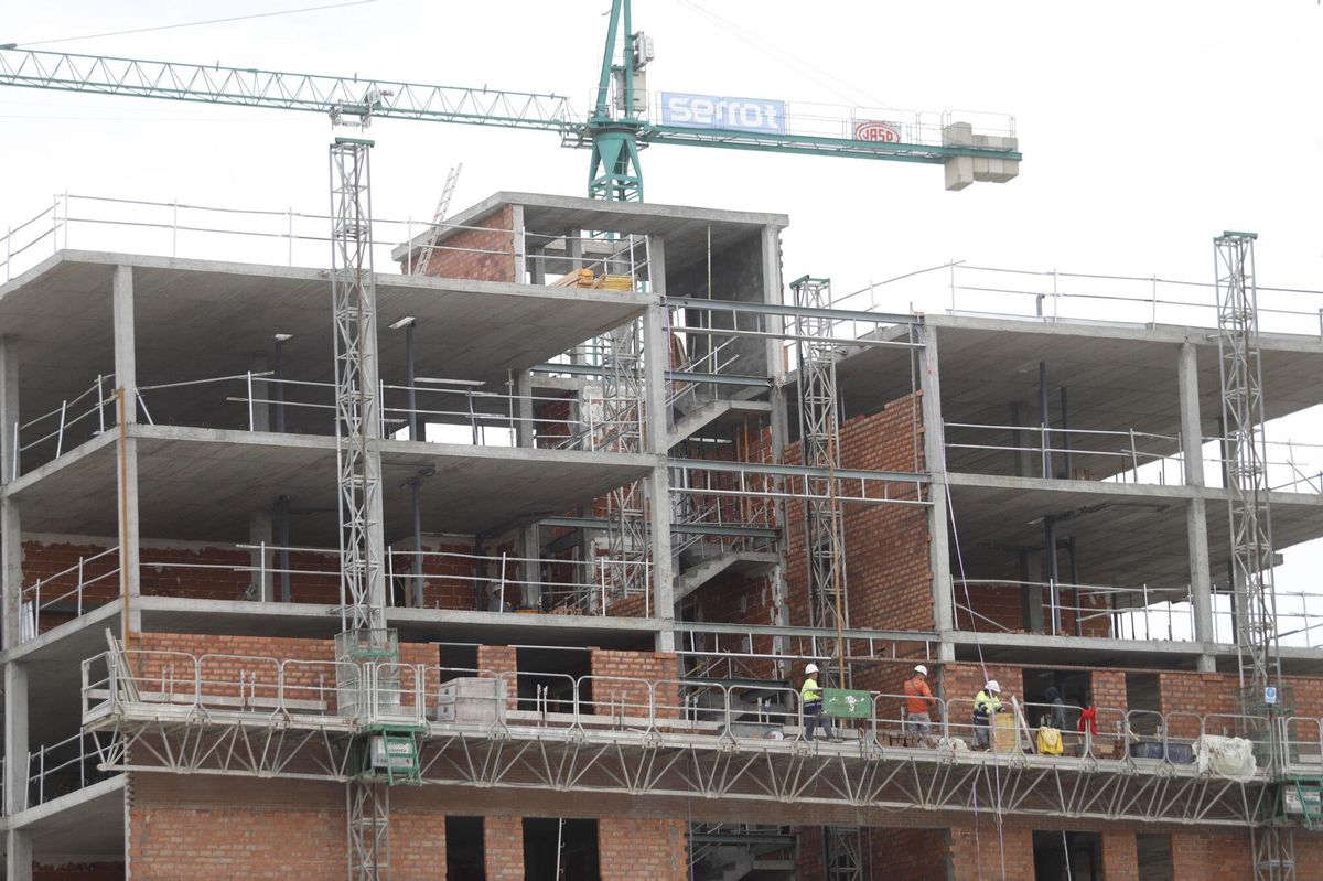 Córdoba vivienda construcción barrio Huerta de Santa Isabel Este