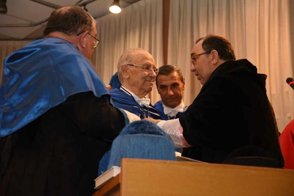 Raimundo González, Doctor Honoris Causa por la UMU