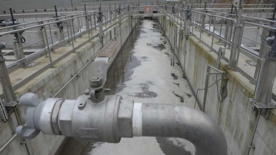 Instalaciones de la estación depuradora de aguas residuales de Bens.