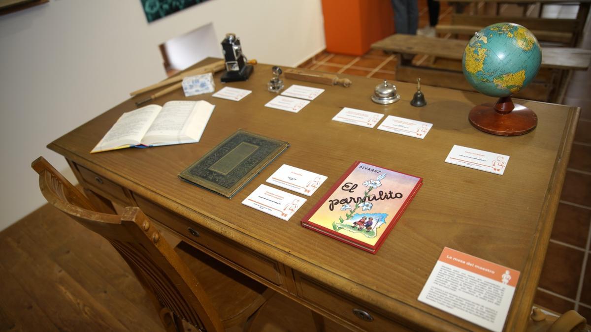 Museo en homenaje a la escuela rural y a la enciclopedia Álvarez.