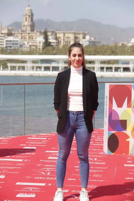 Elena Andrade, Neus Ballús y Sergi López posan en el photocall del Muelle Uno.