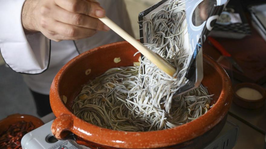 Ofensiva gallega para vetar la angula en la restauración