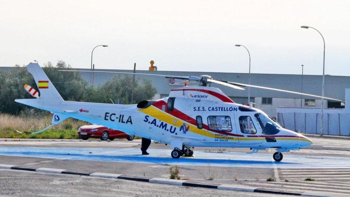 El trabajador ha sido trasladado al hospital en helicóptero.