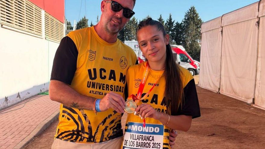 Estrella Santoyo, campeona de España de 200
