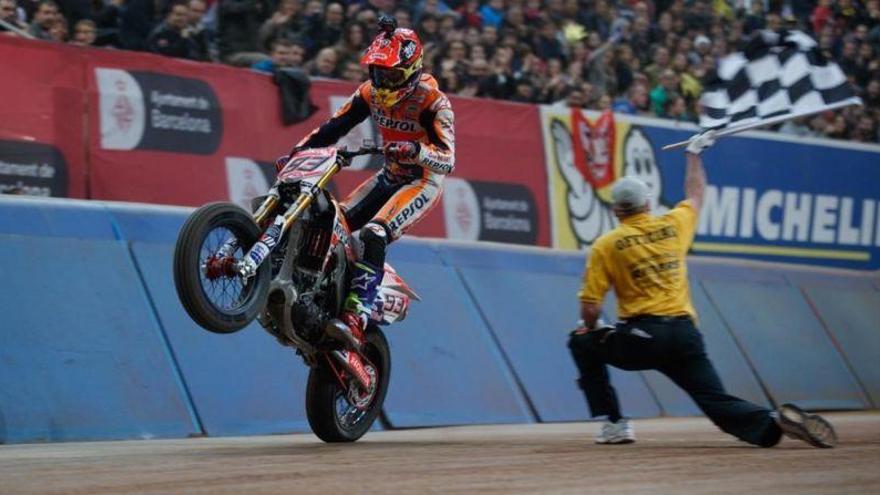 Márquez hace vibrar a 8.900 espectadores en el Sant Jordi