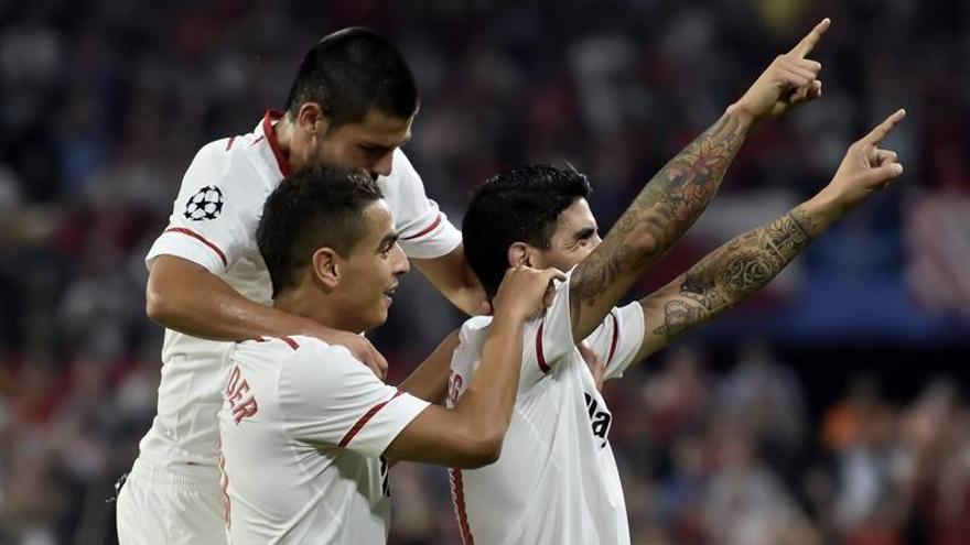 El Sevilla se impone 2-1 al Spartak y ve mas cerca los octavos