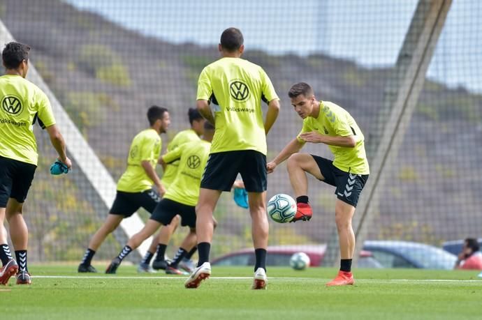 19-07-2019 LAS PALMAS DE GRAN CANARIA. Entrenamiento UD Las Palmas, en Barranco Seco  | 19/07/2019 | Fotógrafo: Andrés Cruz