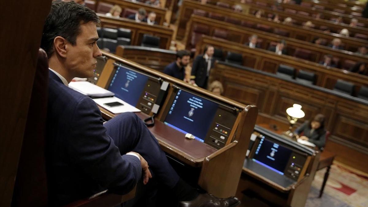 El líder del PSOE, Pedro Sánchez, durante la sesión en el Congreso que se celebró este martes