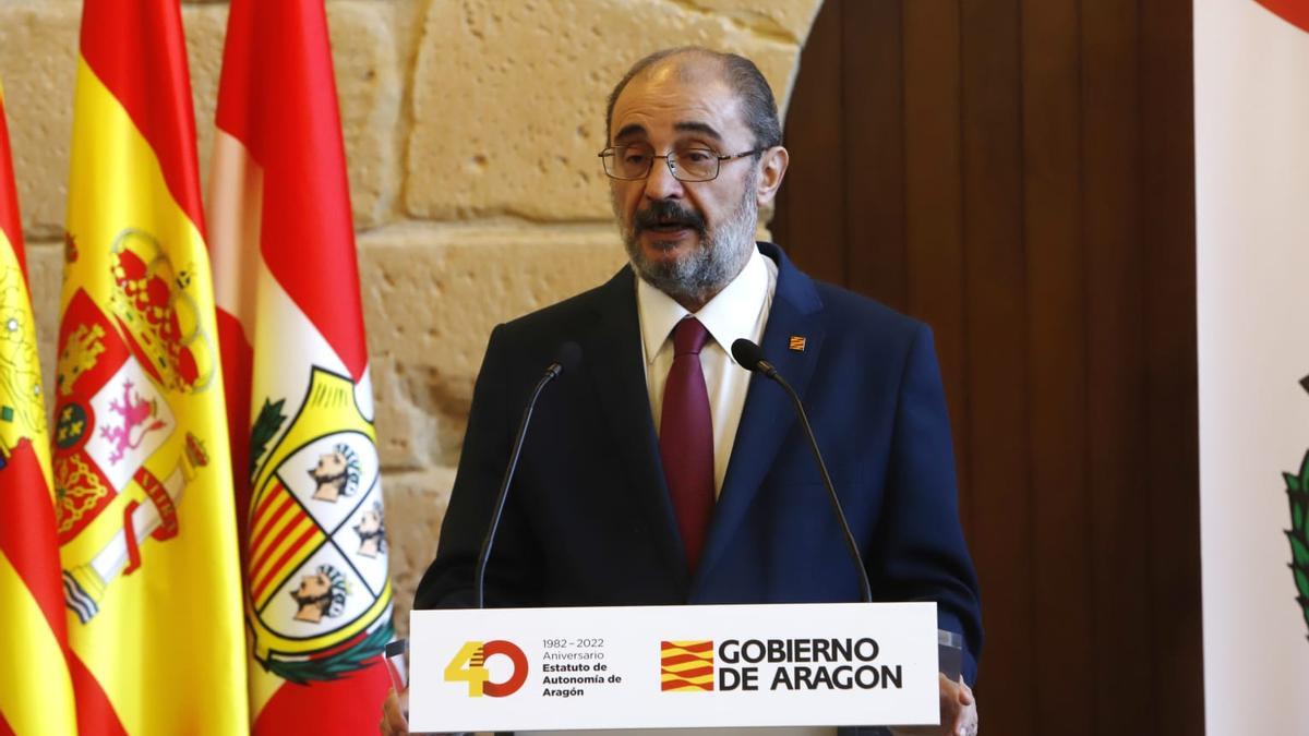 El presidente de Aragón, Javier Lambán, ha valorado la situación en Ucrania desde el acto del Día de la Memoria celebrado este jueves en Caspe.