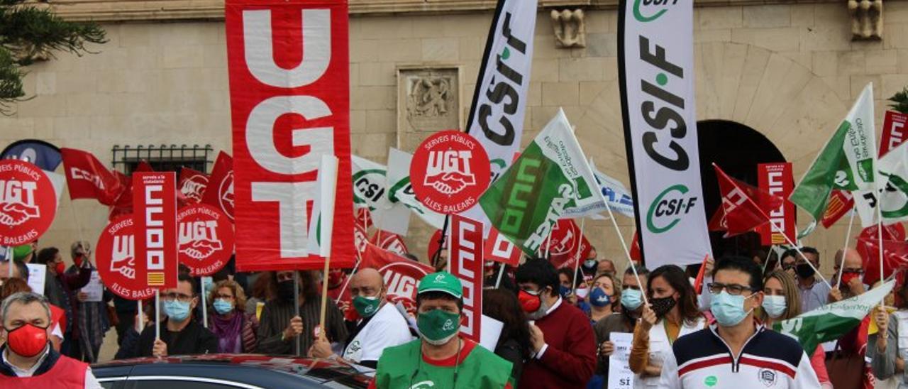 Protesta sindical por la congelación salarial