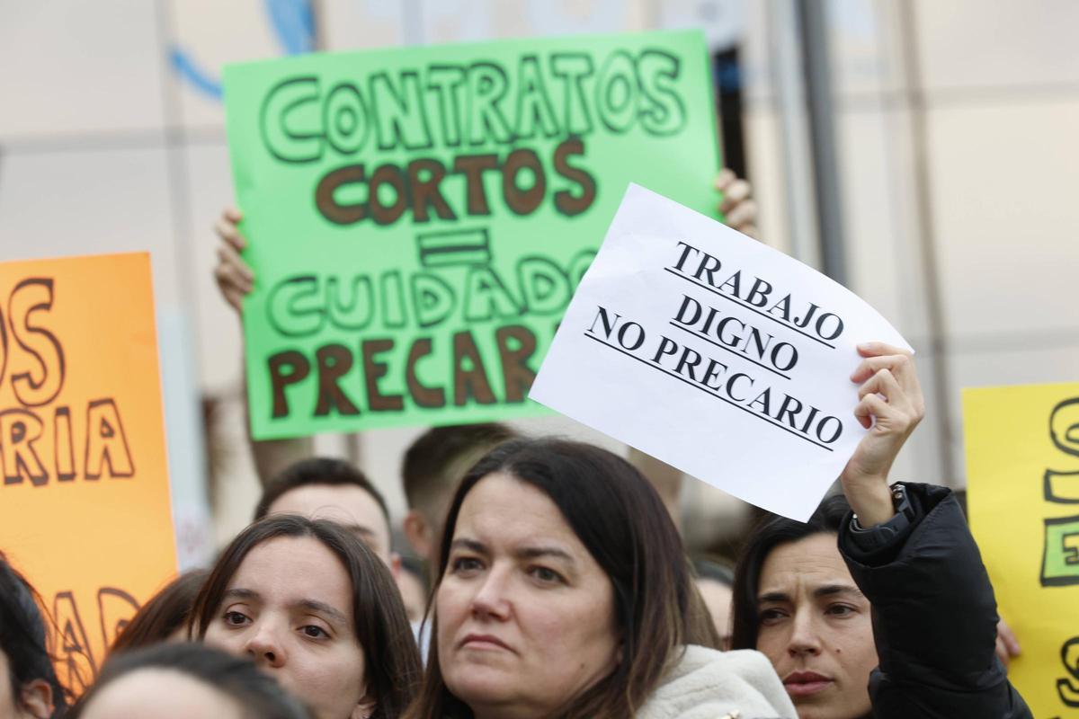 EN IMÁGENES: La protesta en el Hospital San Agustín de Avilés