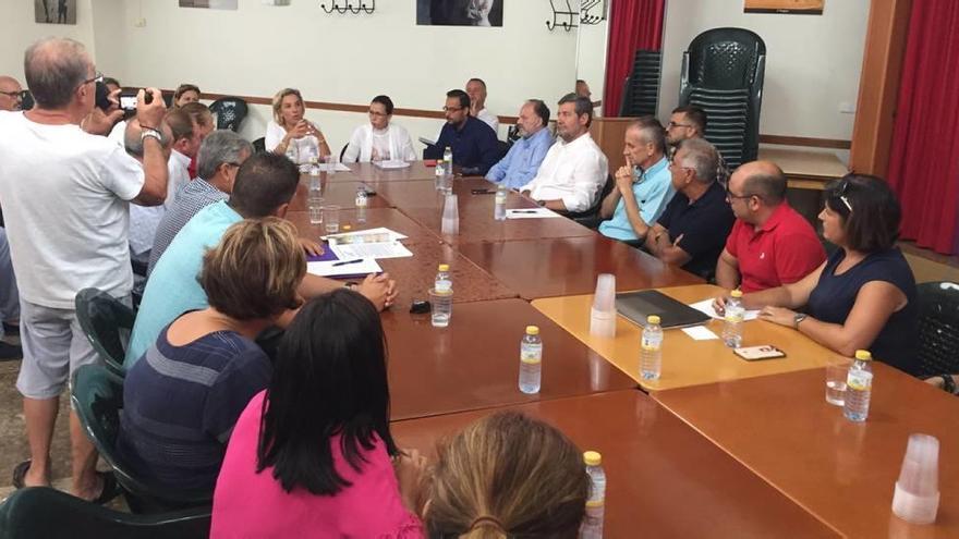 Reubicarán a los alumnos de El Llano en Los Belones si no se puede garantizar su salud