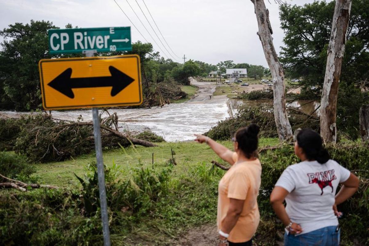 Las inundaciones en Texas dejan ya más de 50 víctimas mortales, entre ellas 15 niños