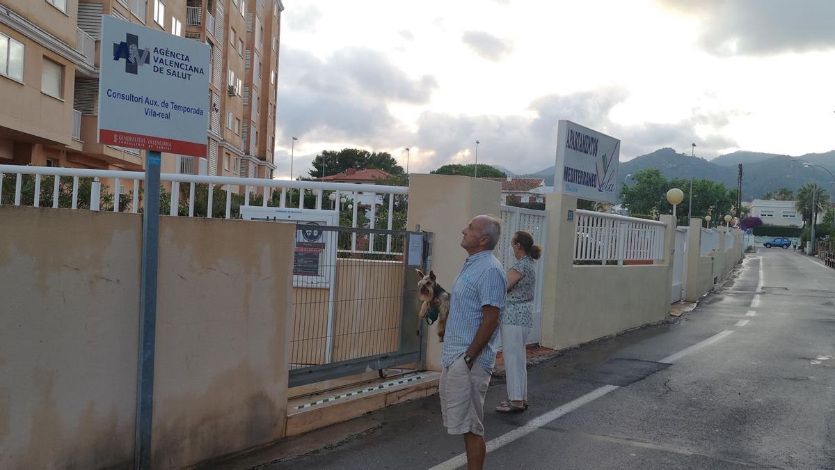 Consultorio auxiliar de Benixàssim cerrado durante la pandemia.