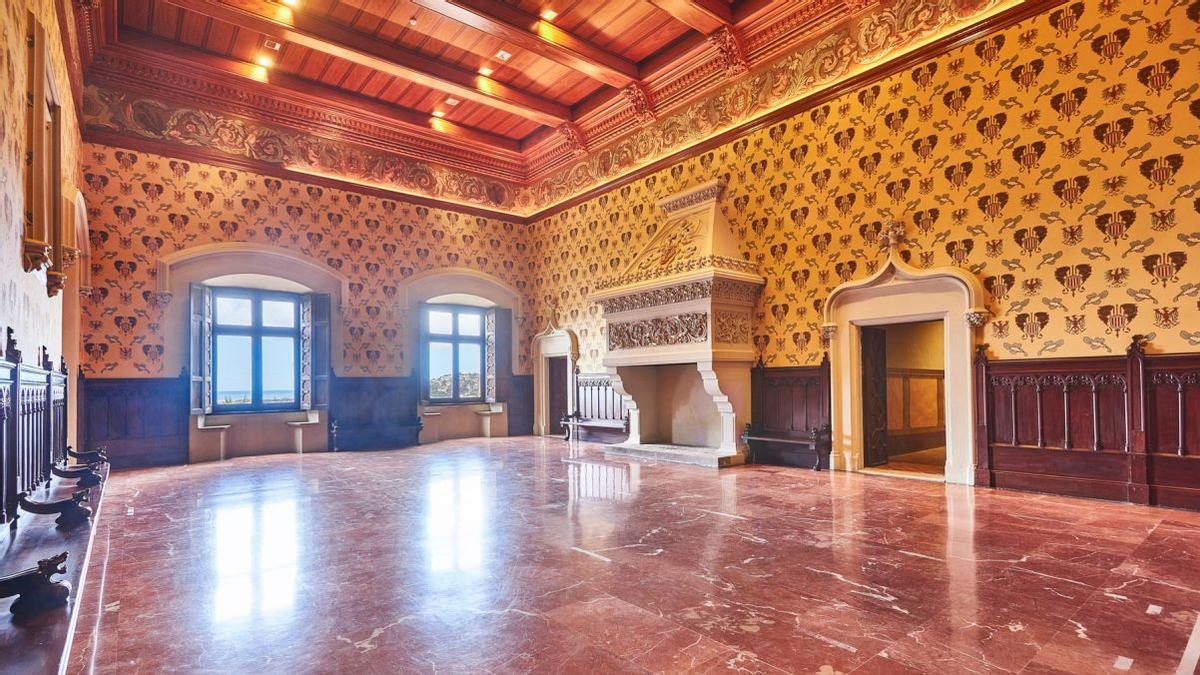 La sala principal del castillo romántico de Manuel Girona.