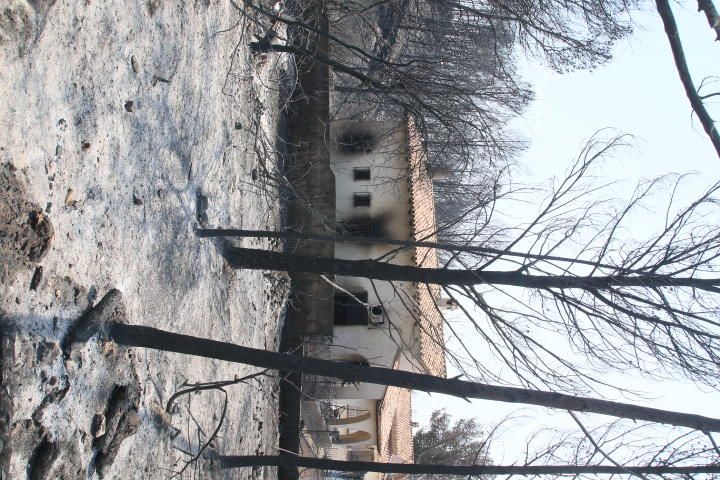 Incendio forestal entre Pinet, La drova y Marxuquera