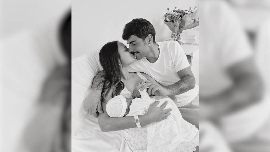 Lara Tronti y Hugo Pérez dan la bienvenida a su primer hijo