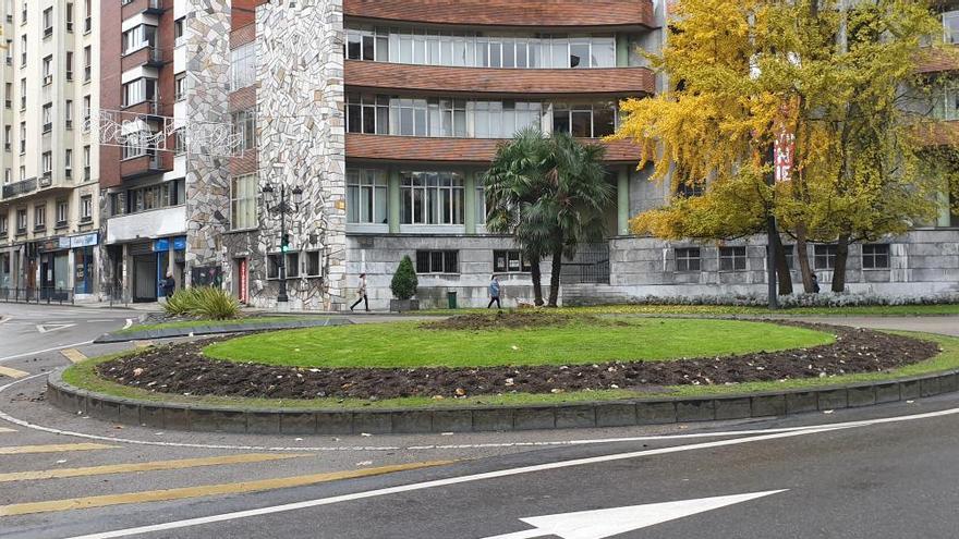 La plaza del General Ordóñez, ya sin la estatua de &quot;¡Adiós, Cordera!&quot;.