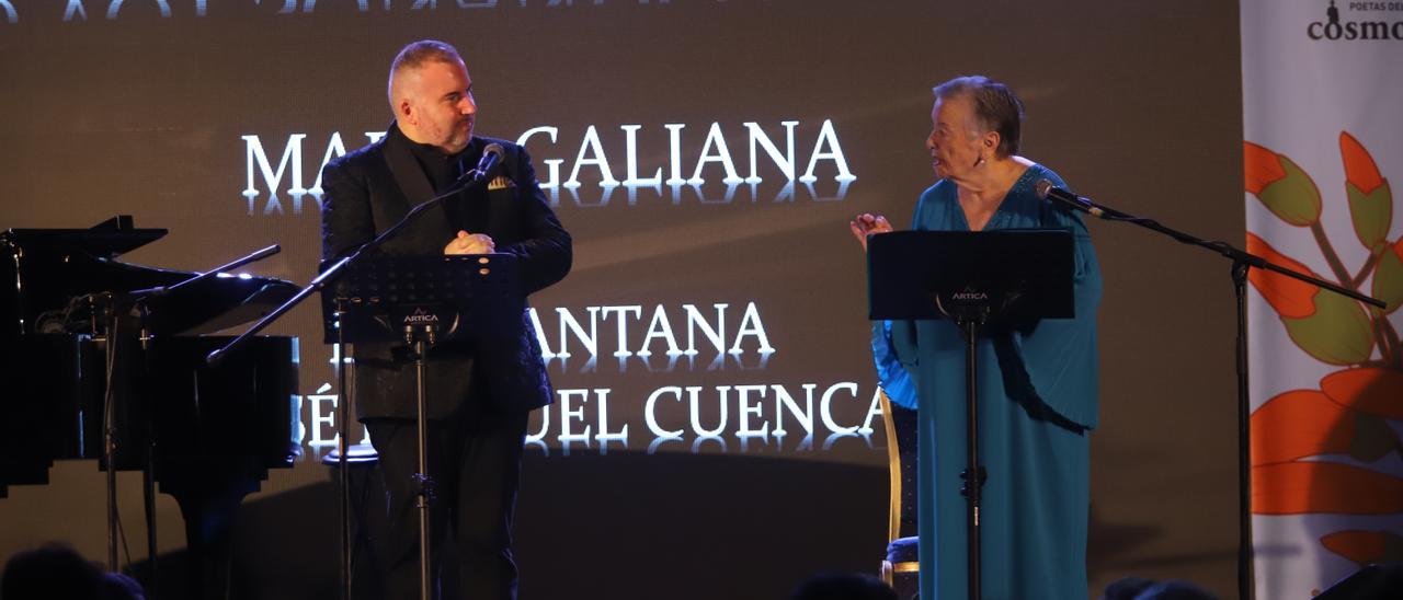 Luis Santana y María Galiana recitan versos en la sala Orive.