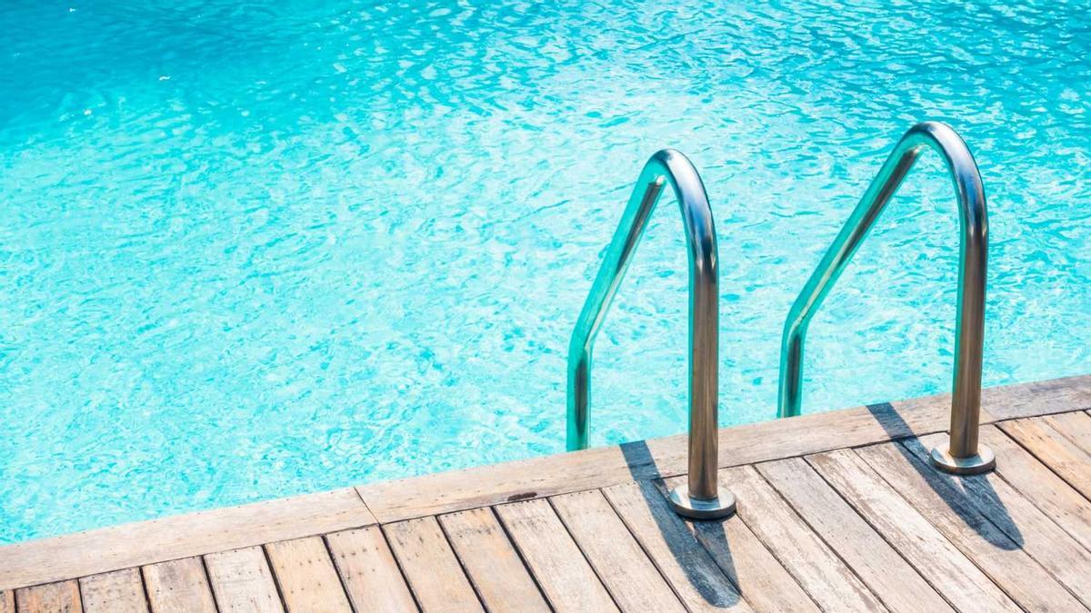 Surten a la venda més de 1.000 cases de bancs amb piscina des de 48.500 euros