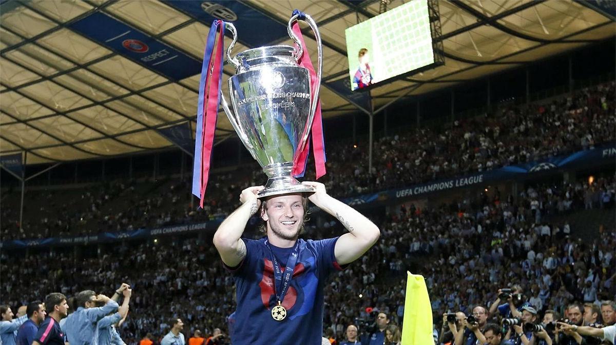 Ivan Rakitic, con la Champions que ganó con el Barça