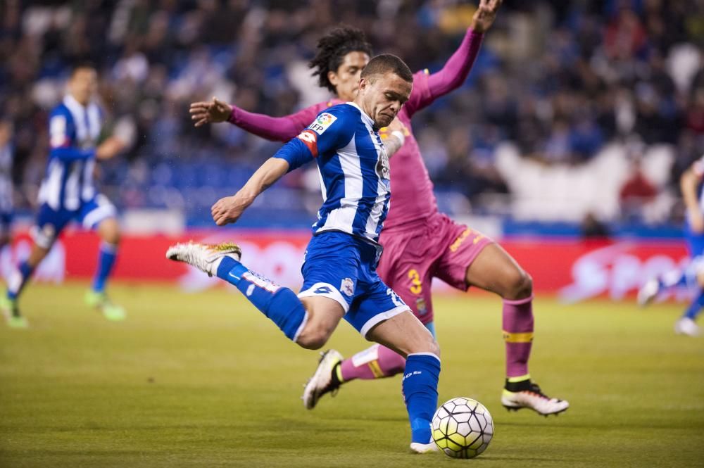 El Deportivo cae ante Las Palmas en Riazor