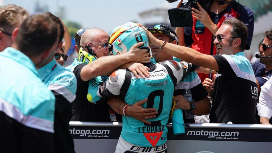 Joan Mir firma la décima victoria en Moto3 en Sepang