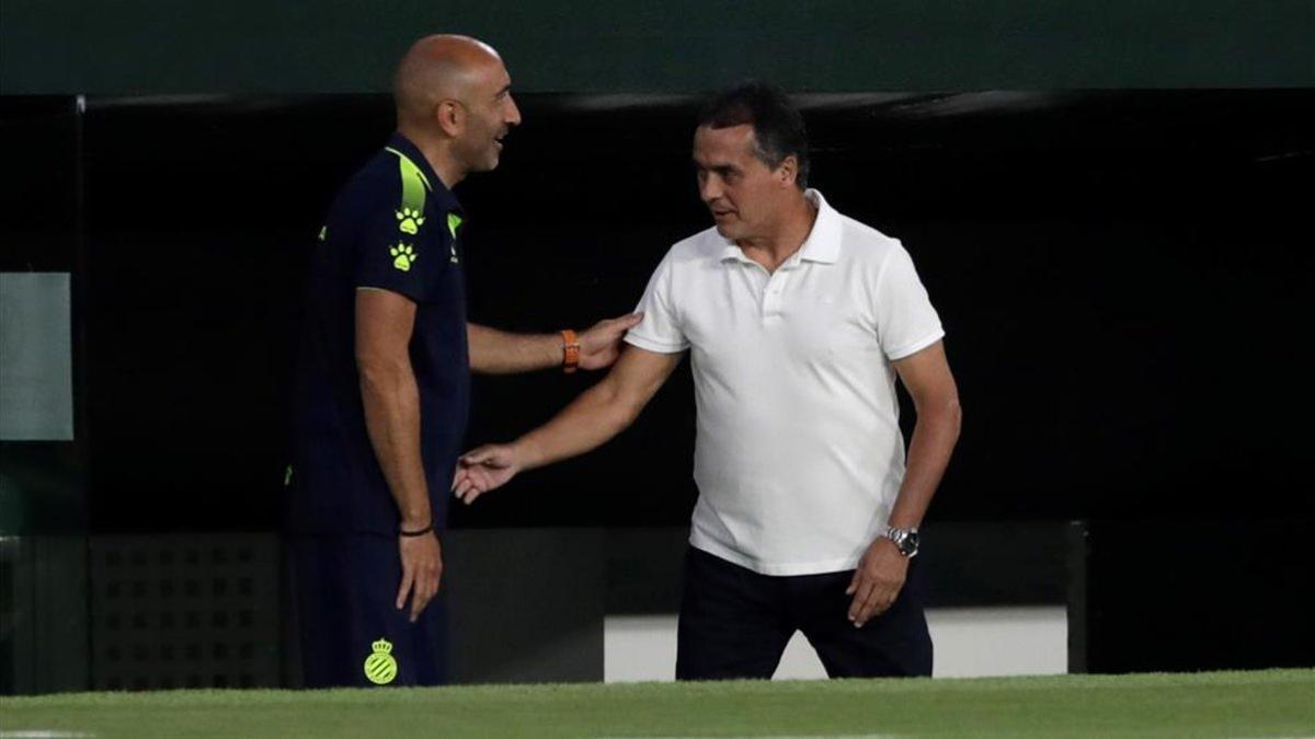 Alexis podría elegir a Abelardo como nuevo entrenador verdiblanco