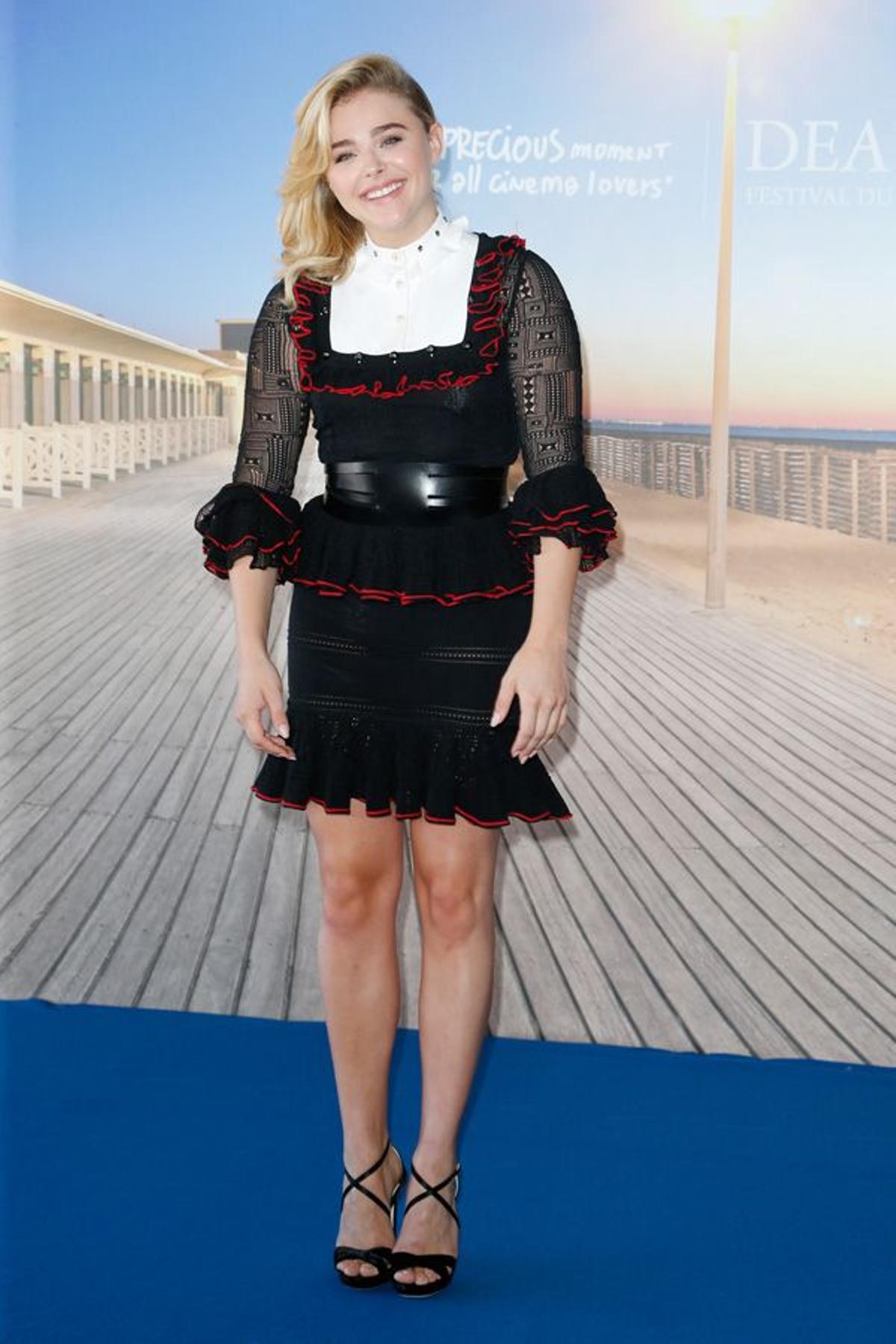 Chloë Grace Moretz de Alexander McQueen en el American Film Festival de Deauville