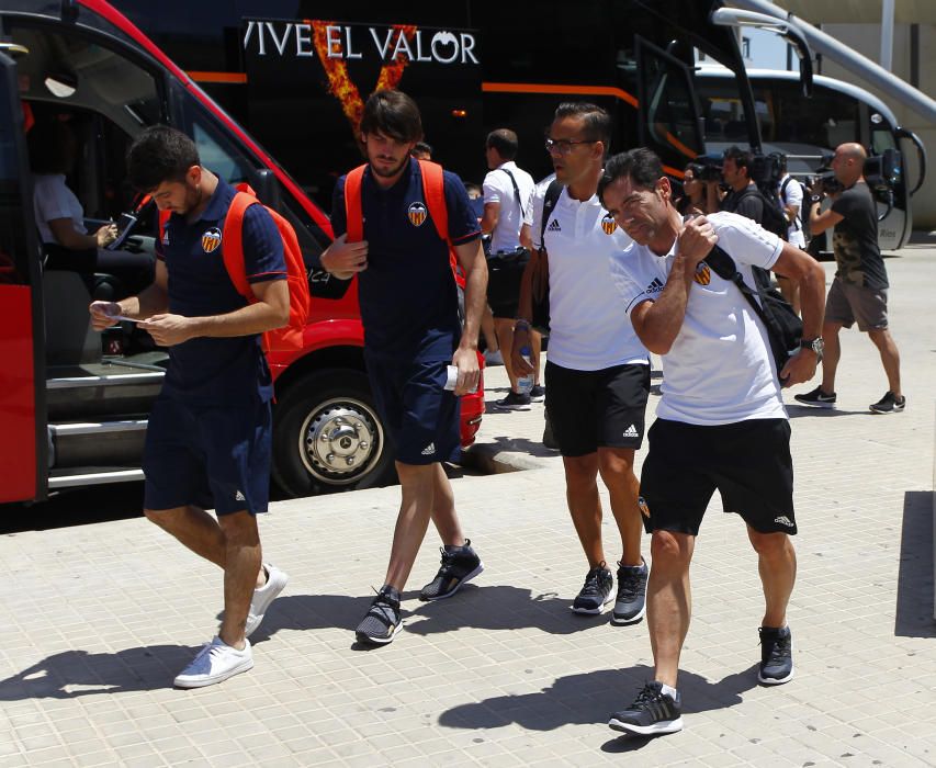 El Valencia CF pone rumbo a Évian-les-Bains