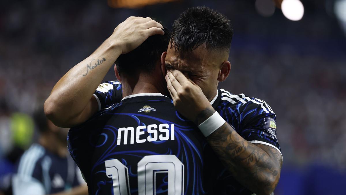 Lionel Messi celebra con Argentina el pase a la final del Mundial