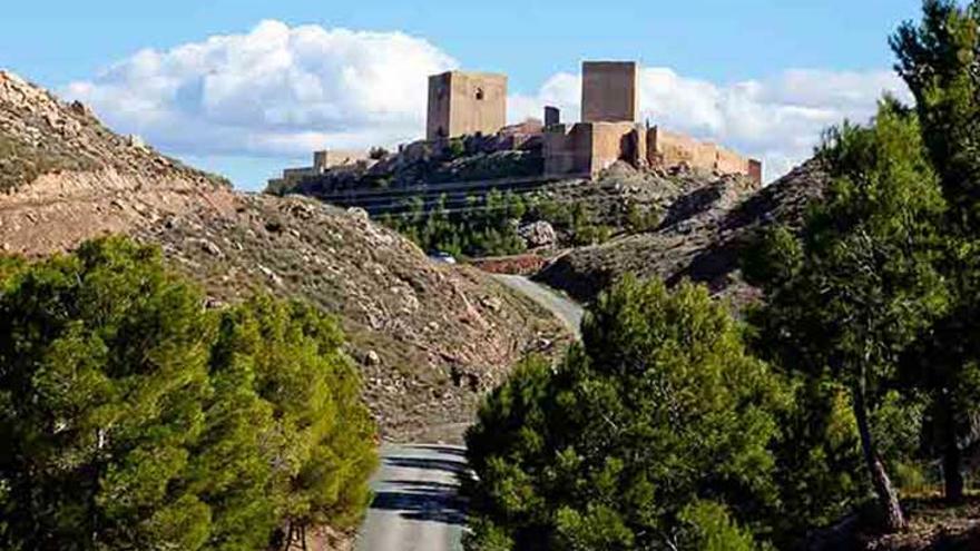 Vista aérea del Castillo de Lorca desde el sendero de los Enamorados.