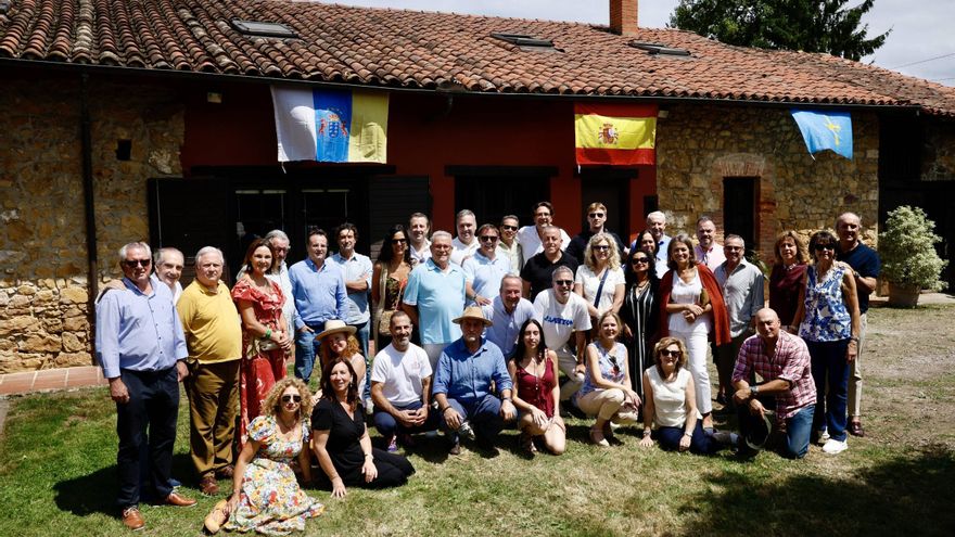 La &quot;cumbre astur-canaria&quot; de agosto repite cita en Siero: &quot;Esto es ya una tradición&quot;