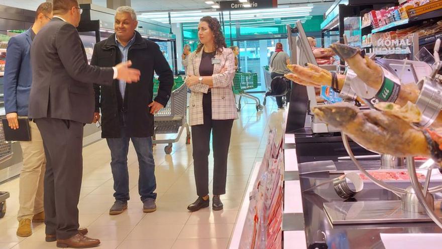 El alcalde de Puerto del Rosario destaca la apuesta de Mercadona por el municipio