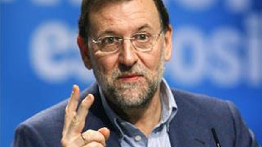 Rajoy se equivocó al excluir a Gallardón, según un sondeo