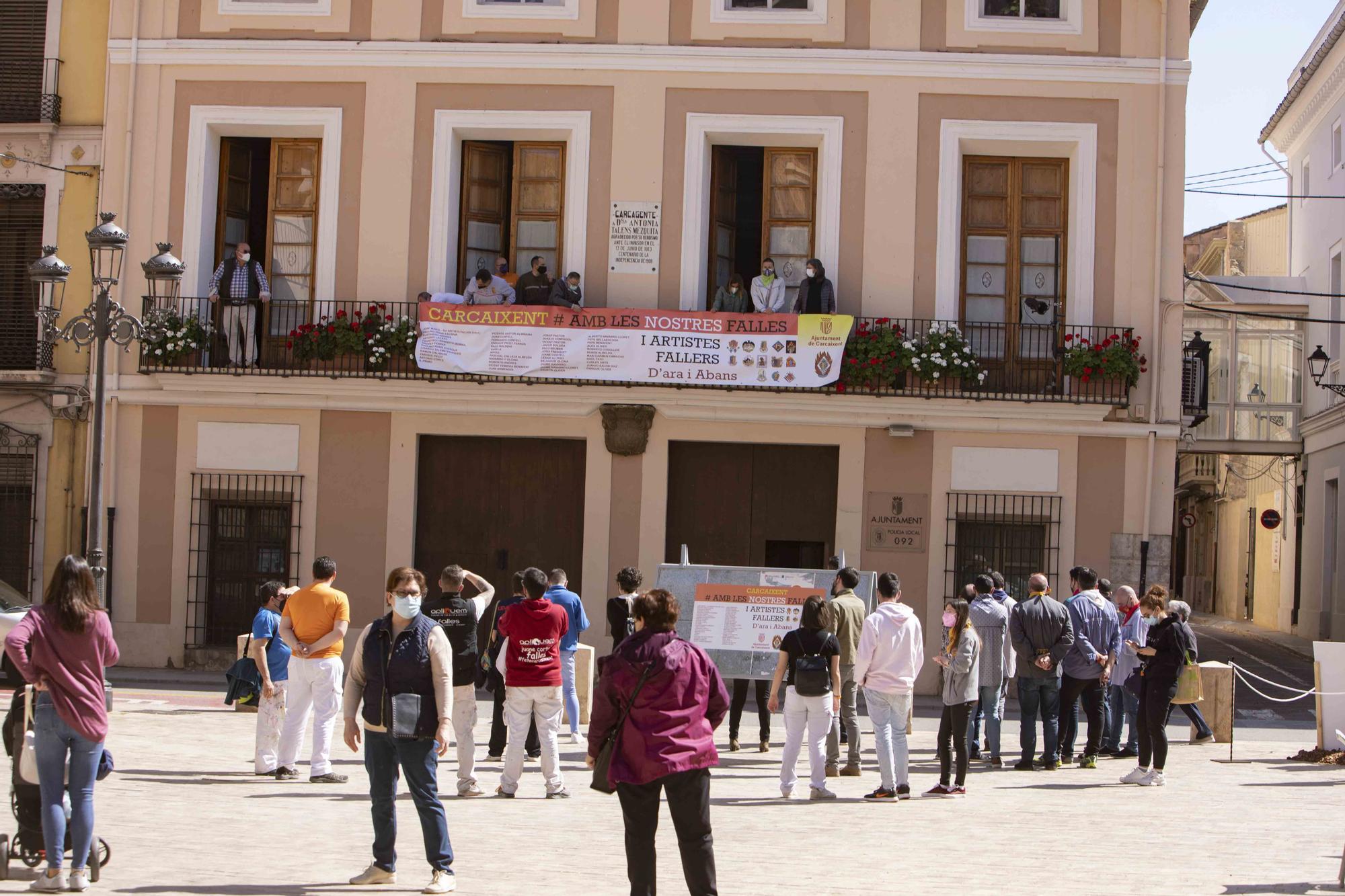 Carcaixent planta cinco monumentos simbólicos