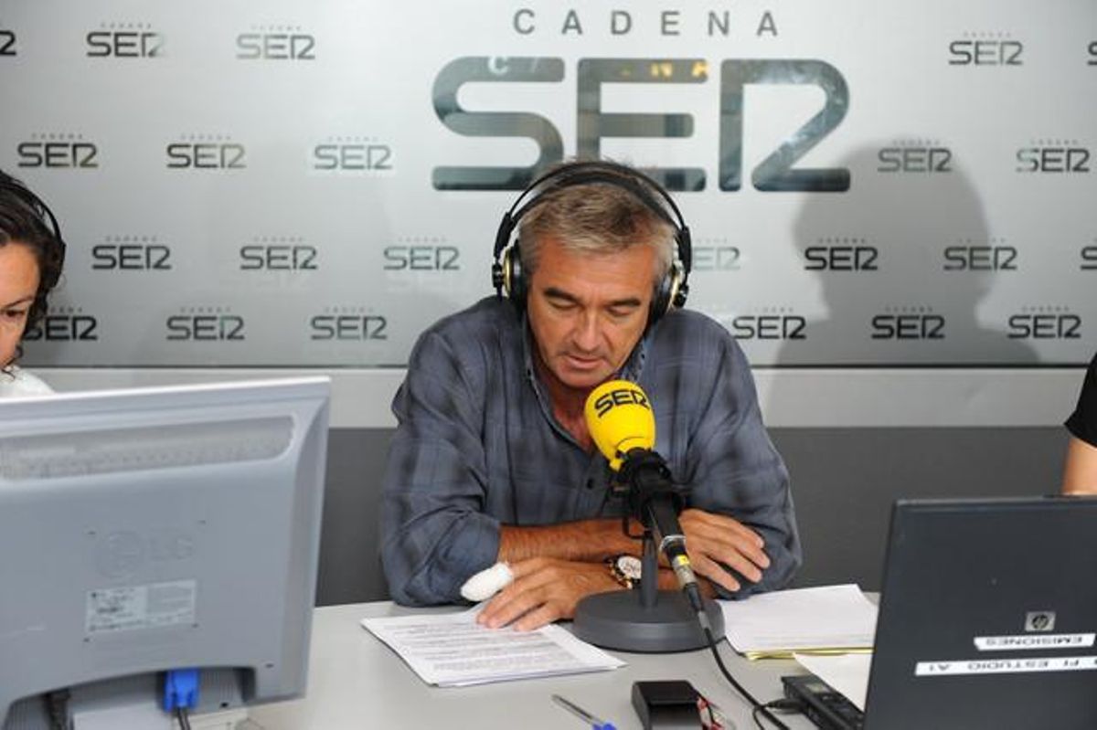 En la imatge, Carles Francino presenta el seu programa a la SER. En la imatge, Carles Francino presenta el seu programa a la SER.