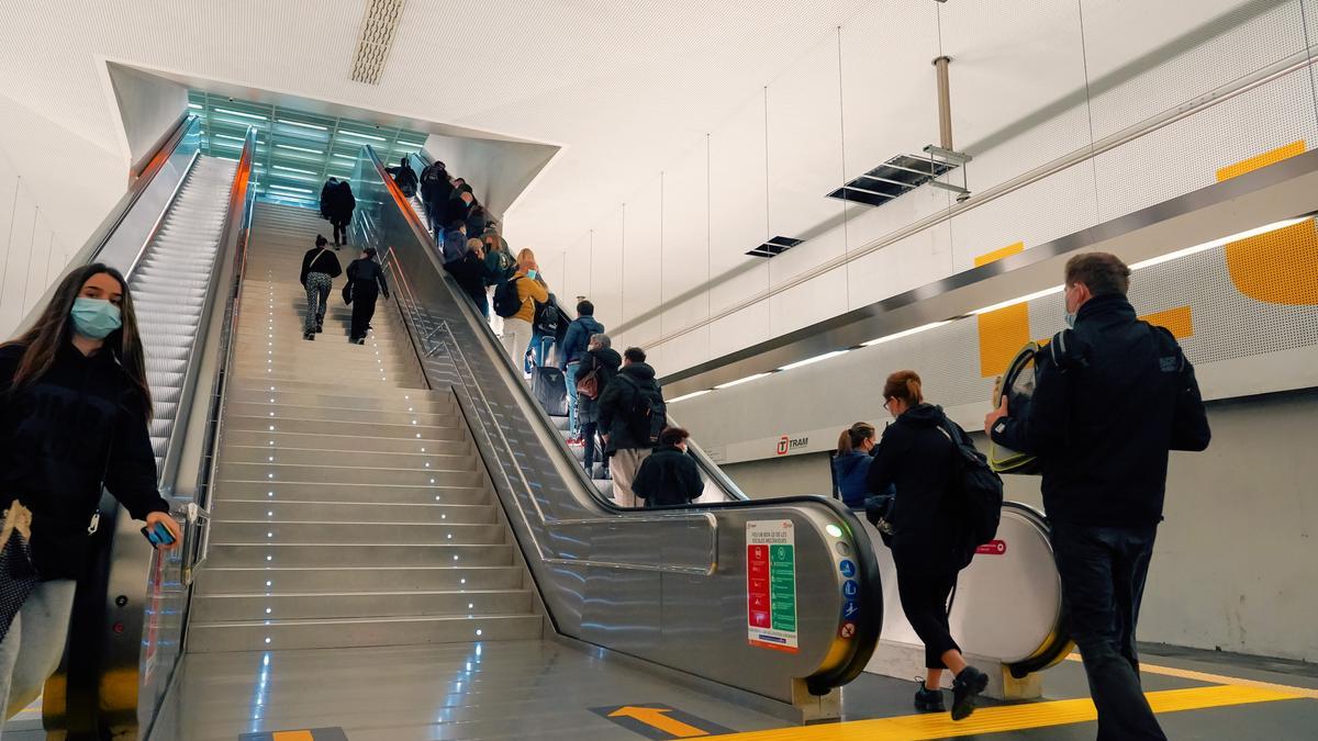 El servicio gratuito del TRAM d&#039;Alacant ha sido, por su parte, utilizado por 25.280 viajeros y viajeras, con un incremento del 35 %.