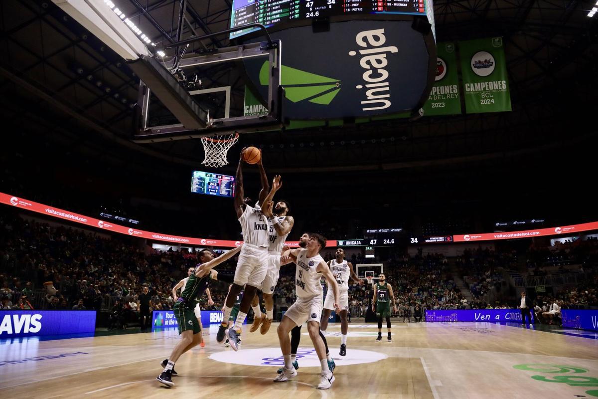 Imágenes del partido de la BCL entre el Unicaja y el Würzburg