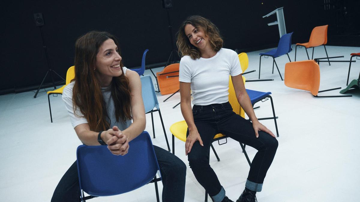 Bárbara Lennie e Irene Escolar en el rodaje de 'Hermanas', primer episodio de la serie 'Escenario 0'.