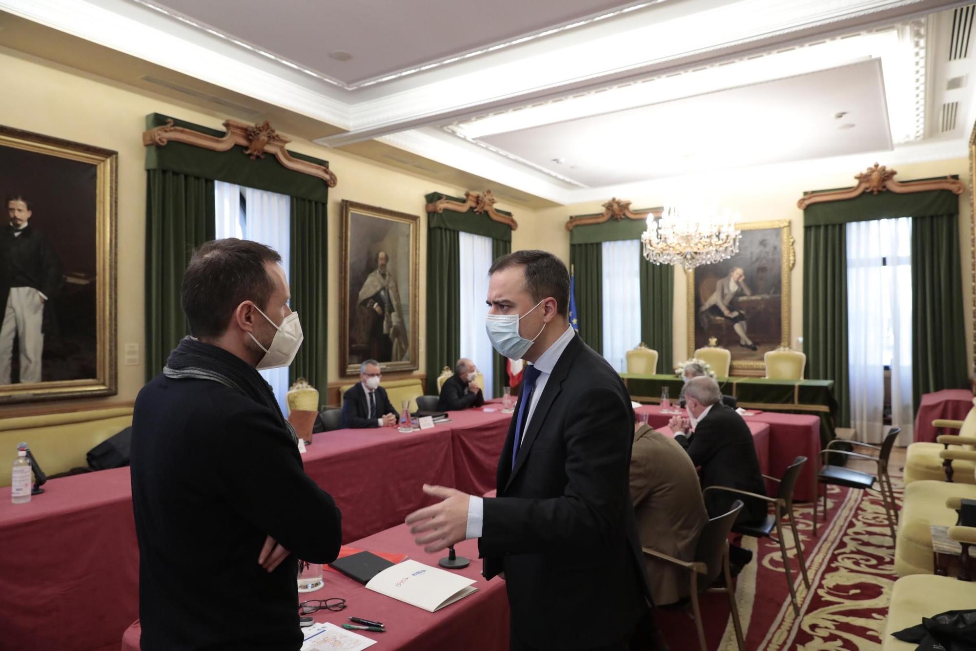 Visita del Secretario de Estado de Medio Ambiente al río Piles y Ayuntamiento