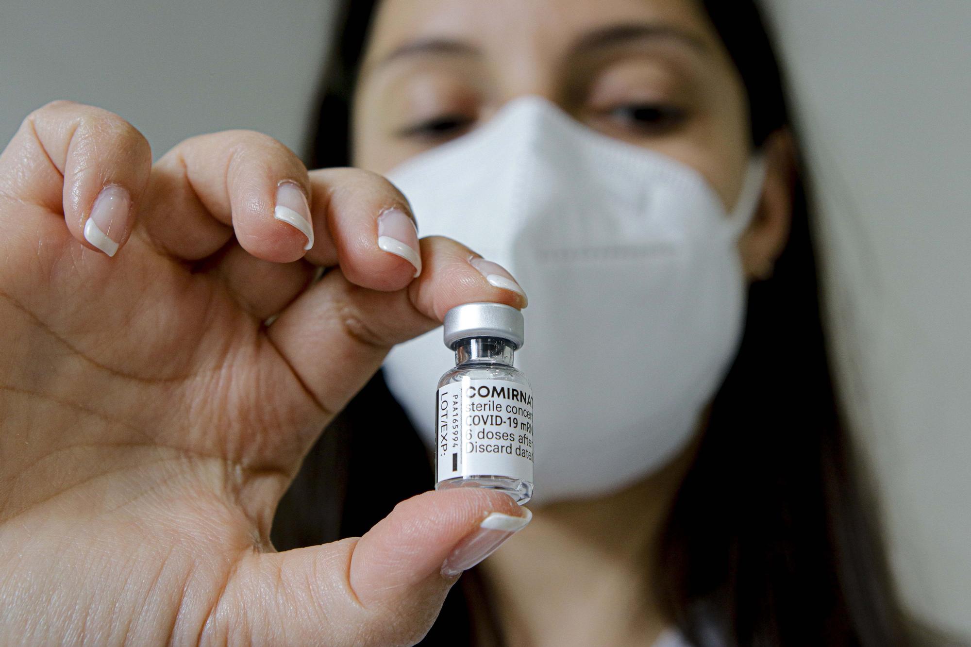 Vacunación masiva con Pfizer en Alcoy y comarca