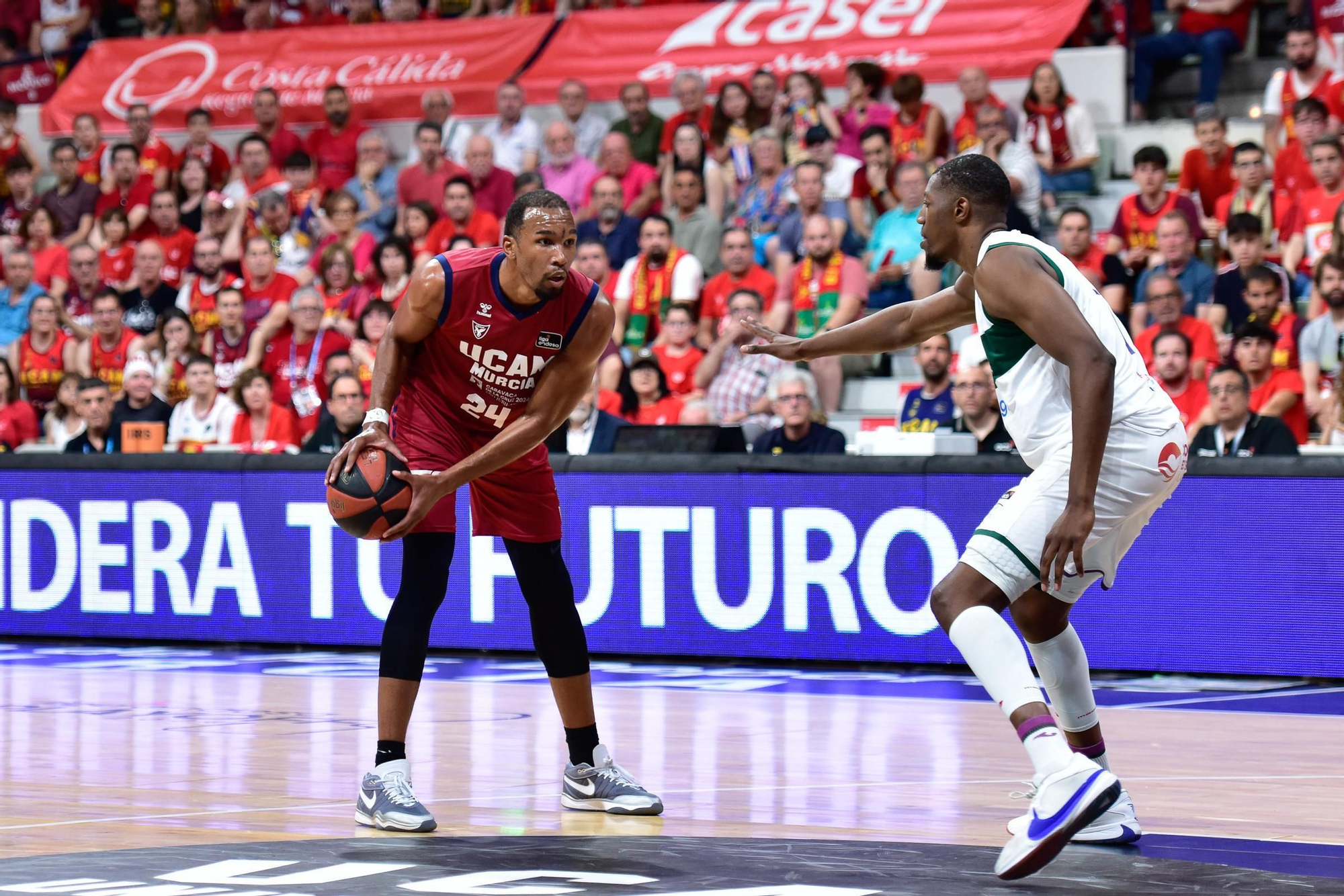 Fotos del tercer partido de semifinales de la Liga Endesa: UCAM Murcia - Unicaja
