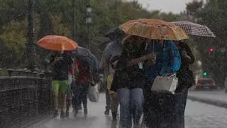 Las lluvias provocan inundaciones en Magaluf y Palmanova