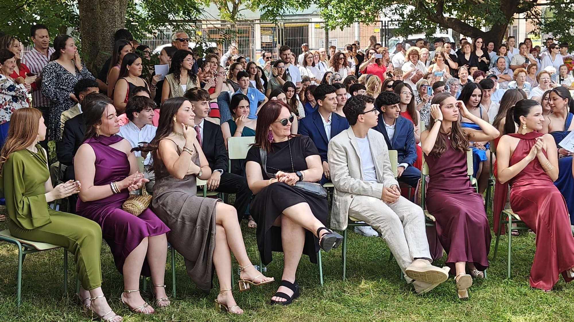 En imágenes: graduación el IES César Rodríguez de Grado