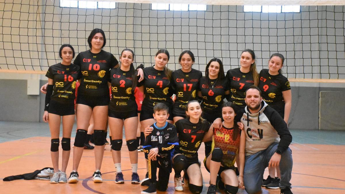 Equipo juvenil CV Arenas Veles e Vents en Xátiva