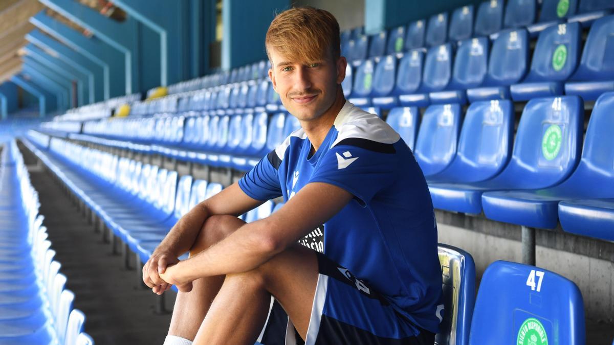 Yago Gandoy, jugador del Deportivo cedido en el Coruxo.