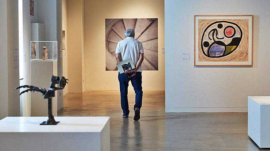 El Museu Can Mario de Palafrugell mostra un diàleg entre Miró i Gaudí | GERARD VILÀ/ACN